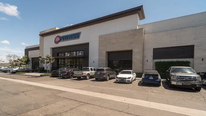 24 Hour Fitness Picture 10