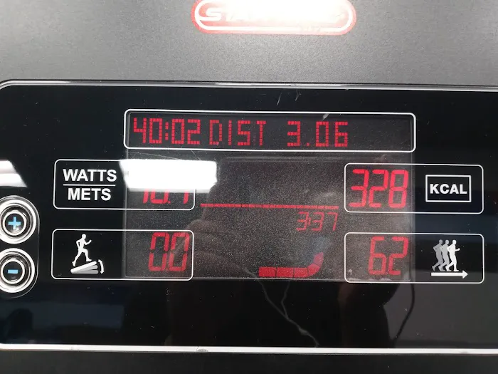 Crunch Fitness - Cerritos Picture 8