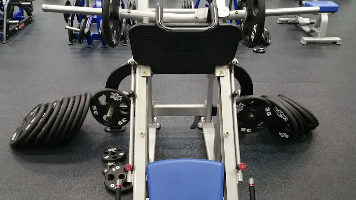 Crunch Fitness - Cerritos Picture 1