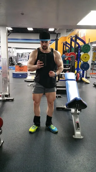 Crunch Fitness - Cerritos Picture 10