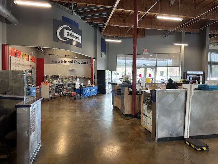 24 Hour Fitness Picture 3