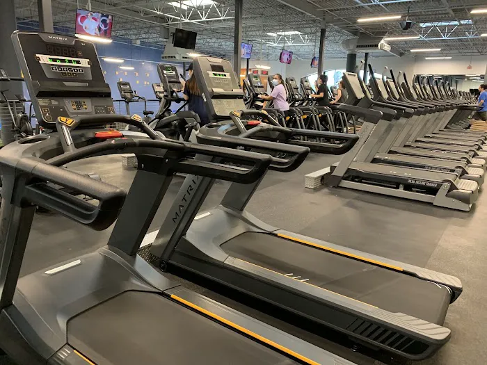 Gold’s Gym La Mirada Picture 6