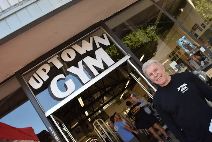 Uptown Gym Powered By Alchemy Fit Labs Picture 2
