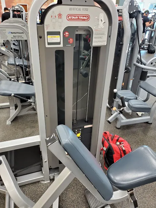 LA Fitness Picture 5