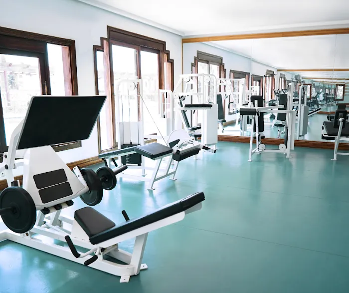 Yoli's Fitness Club Picture 4