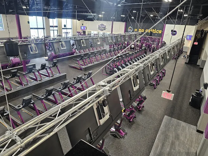 Planet Fitness Picture 10