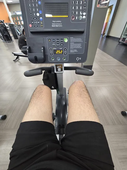 LA Fitness Picture 10