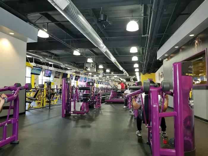 Planet Fitness Picture 1