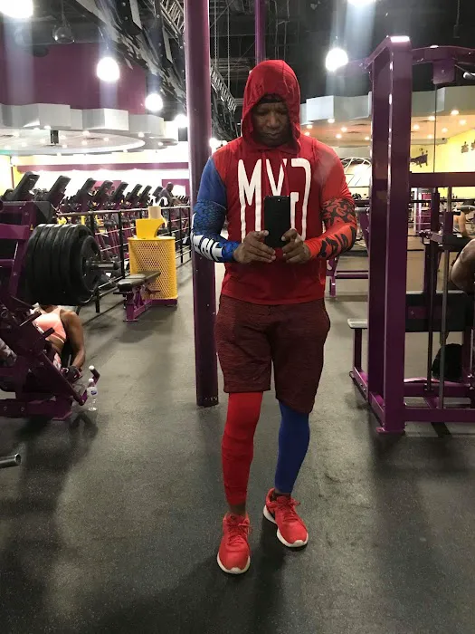 Planet Fitness Picture 2