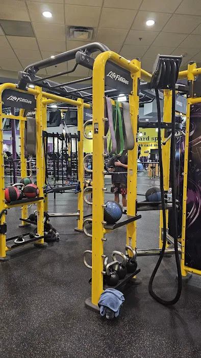 Planet Fitness Picture 9