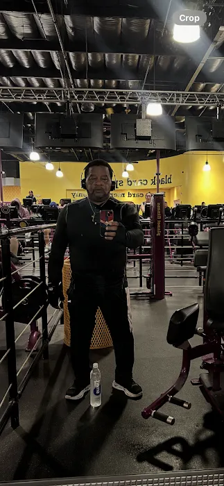 Planet Fitness Picture 7