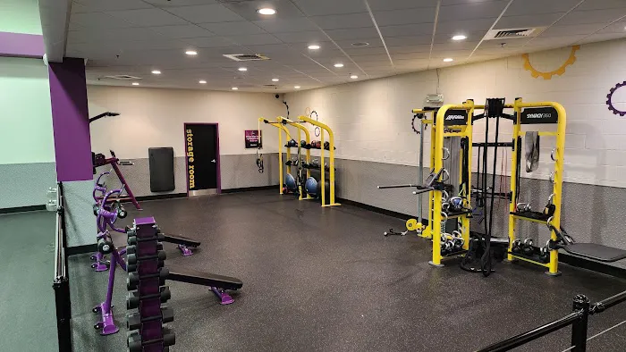 Planet Fitness Picture 9