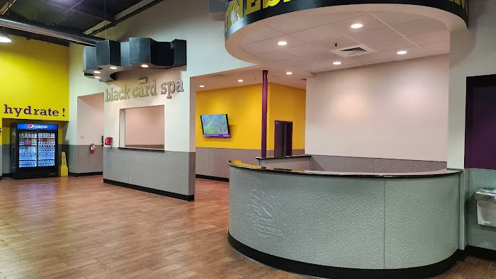 Planet Fitness Picture 8