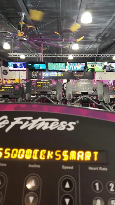 Planet Fitness Picture 4