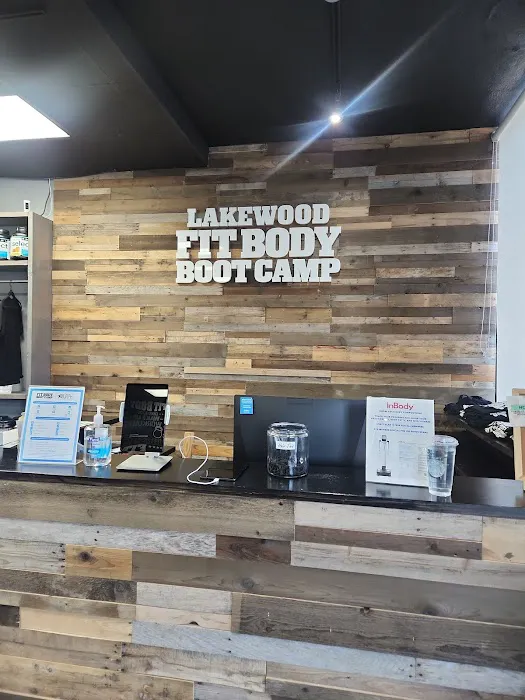 Lakewood Fit Body Boot Camp Picture 3