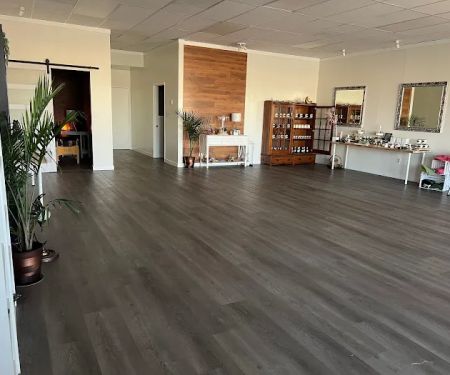 Sedona Star Holistic Spa - Yoga Crystals Classes