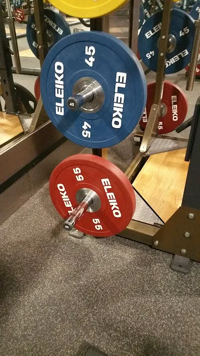 Gold's Gym Fullerton Picture 7