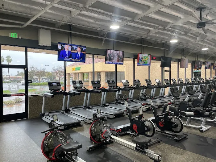 Fitness 19 Picture 3