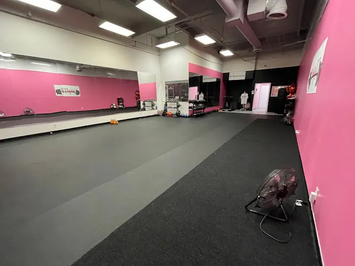 Jayfit Women's Only Fitness Studio Picture 4