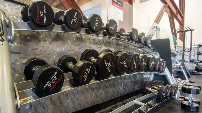 24 Hour Fitness Picture 4