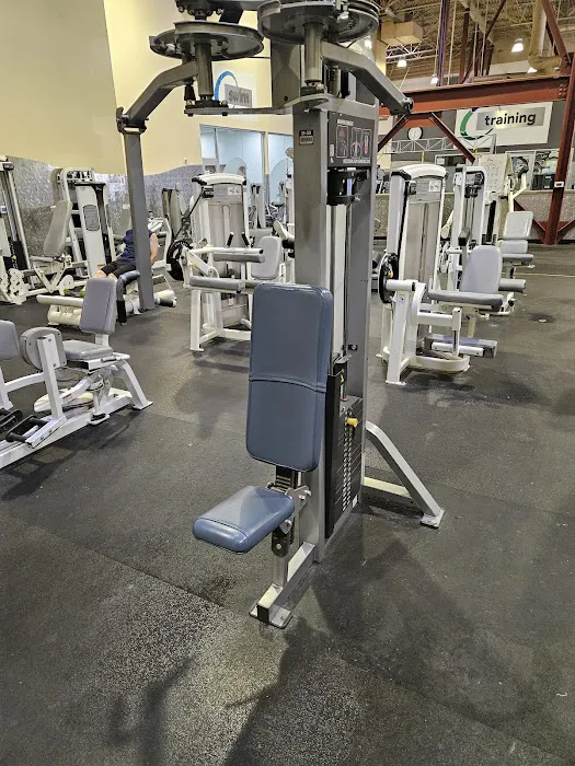 24 Hour Fitness Picture 10