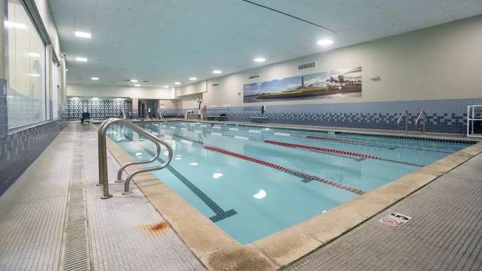 24 Hour Fitness Picture 6