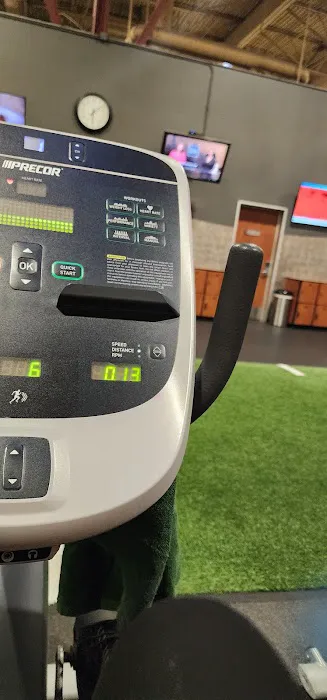 24 Hour Fitness Picture 7