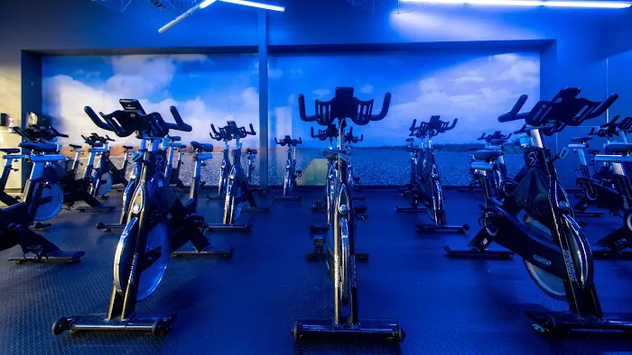 24 Hour Fitness Picture 10