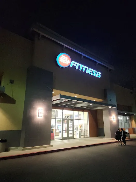 24 Hour Fitness Picture 4