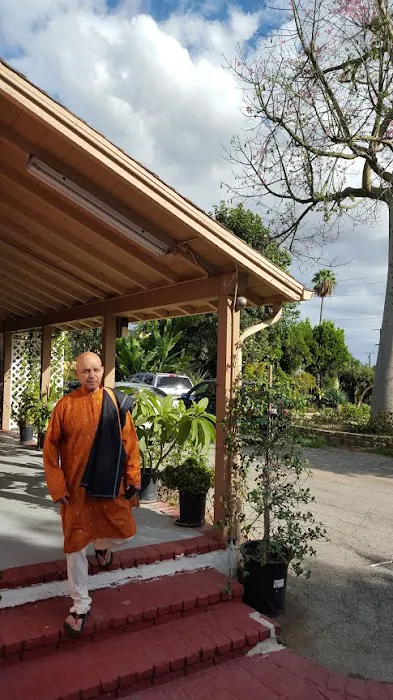 The Divine Art of Yoga Center Ashram Picture 5