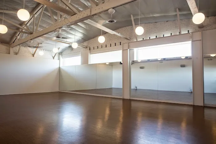 Purple Yoga Picture 3