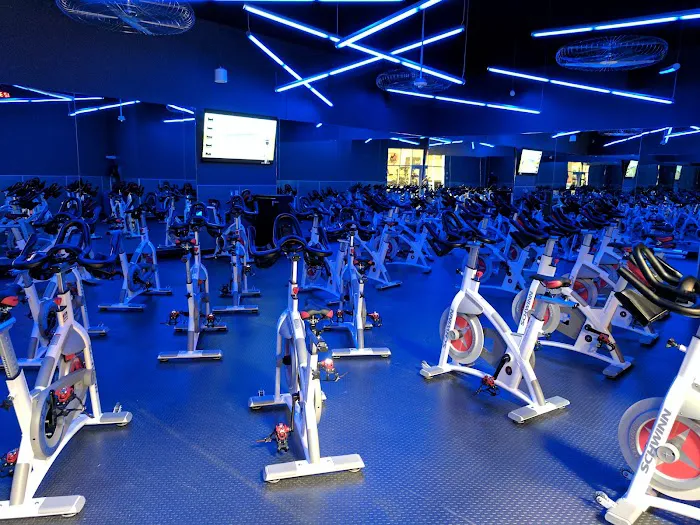 24 Hour Fitness Picture 2