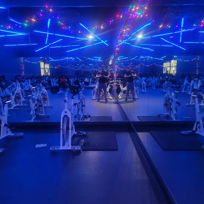 24 Hour Fitness Picture 5