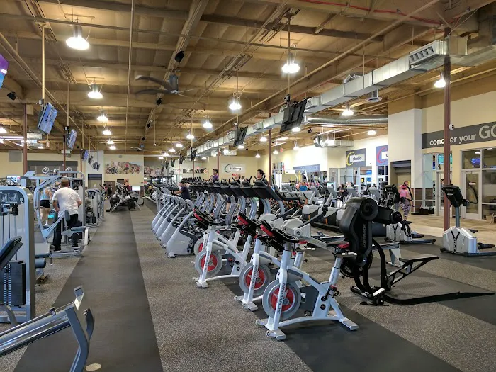 24 Hour Fitness Picture 8