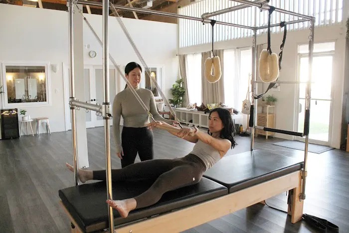 HONOR THE BODY PILATES Picture 7