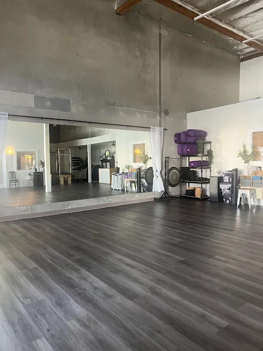 HONOR THE BODY PILATES Picture 2