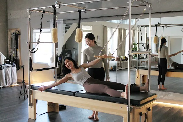 HONOR THE BODY PILATES Picture 4