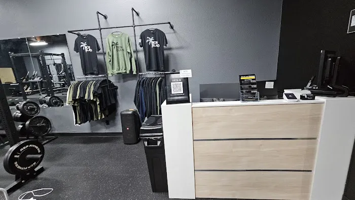 Iron Island Fitness Picture 2