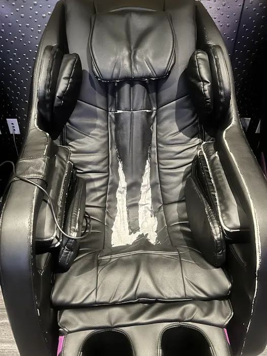 Planet Fitness Picture 9