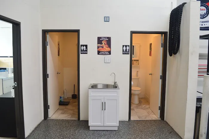 TMW Barbell Club Picture 1