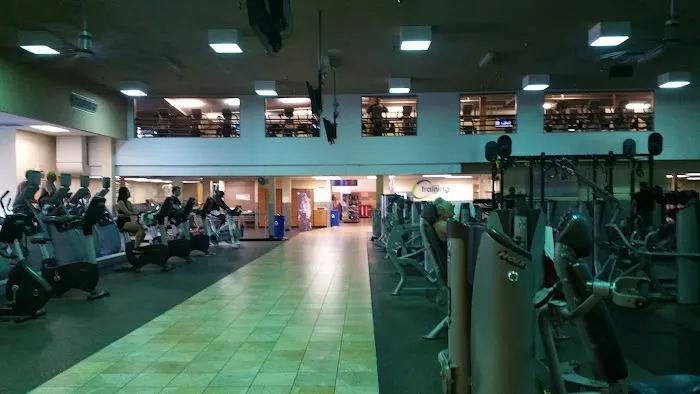 24 Hour Fitness Picture 7