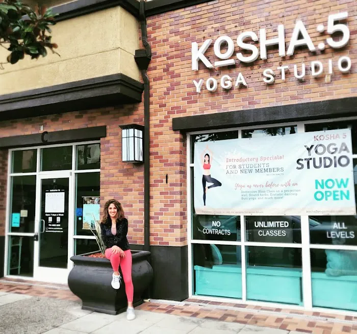 kosha 5 yoga studio Picture 4