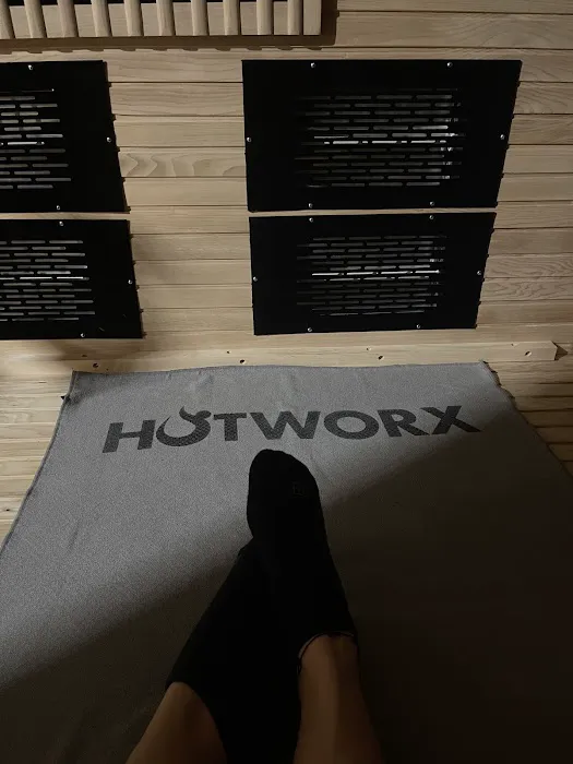 HOTWORX - Fullerton, CA - Brea, Blvd. Picture 3