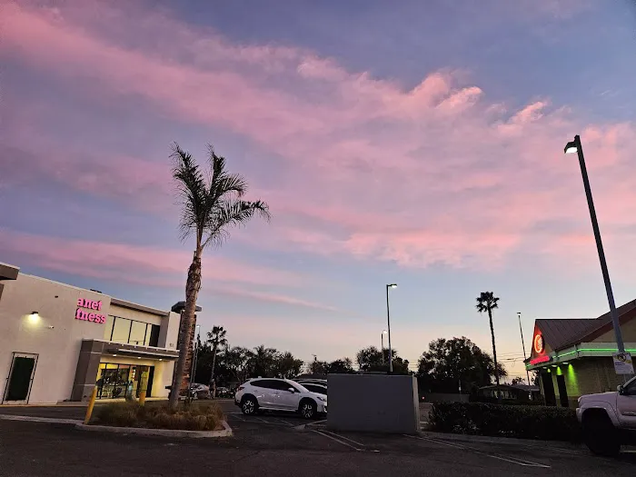 Planet Fitness Picture 2