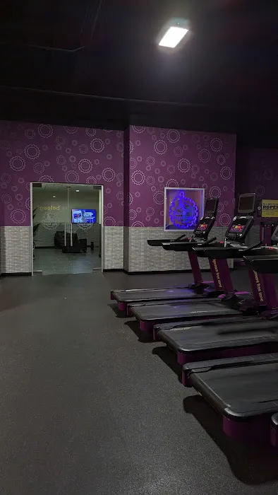 Planet Fitness Picture 4