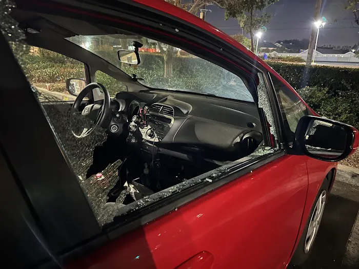 24 Hour Fitness Picture 2