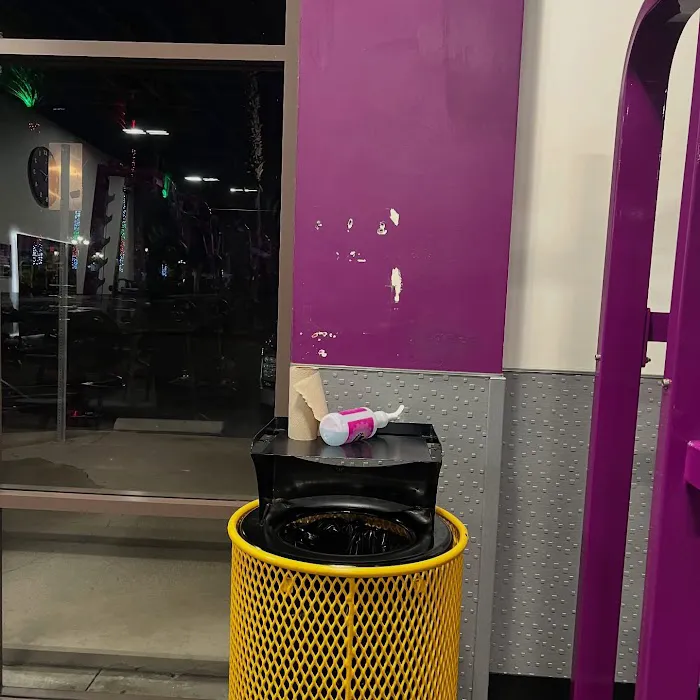 Planet Fitness Picture 6