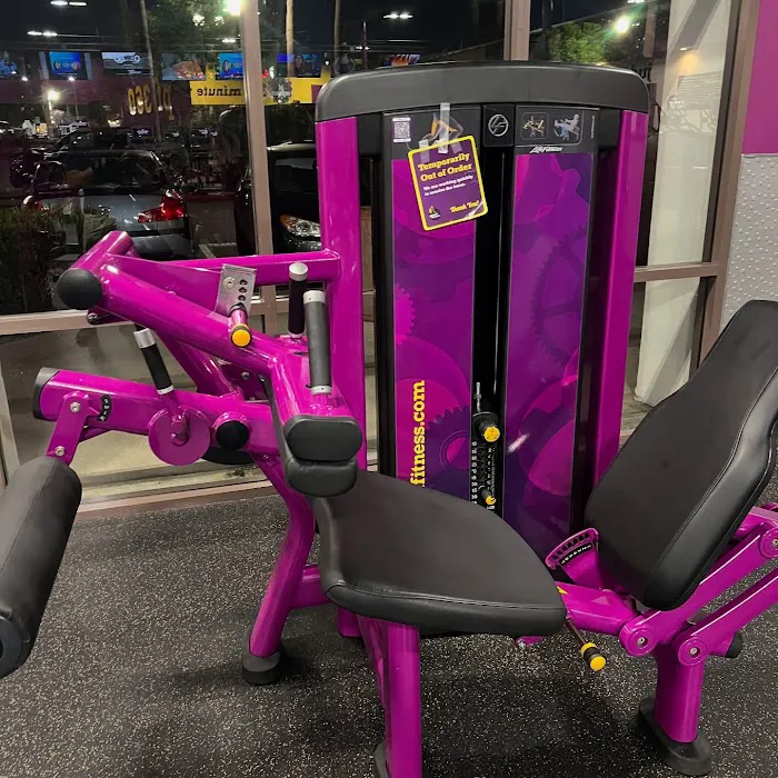 Planet Fitness Picture 7
