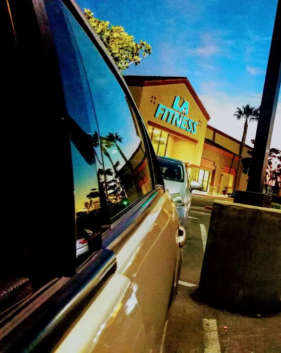 LA Fitness Picture 4