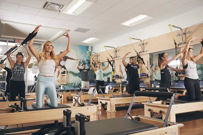 LA Fitness Picture 7